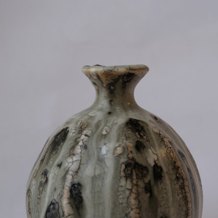 SHOHEI ONO - SHIROGANE SINGLE FLOWER VASE